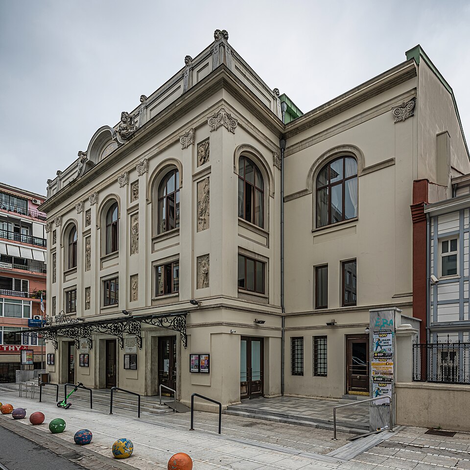 Opera di Süreyya